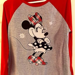 Disney Minnie Mouse three-quarters-sleeve shirt, EUC